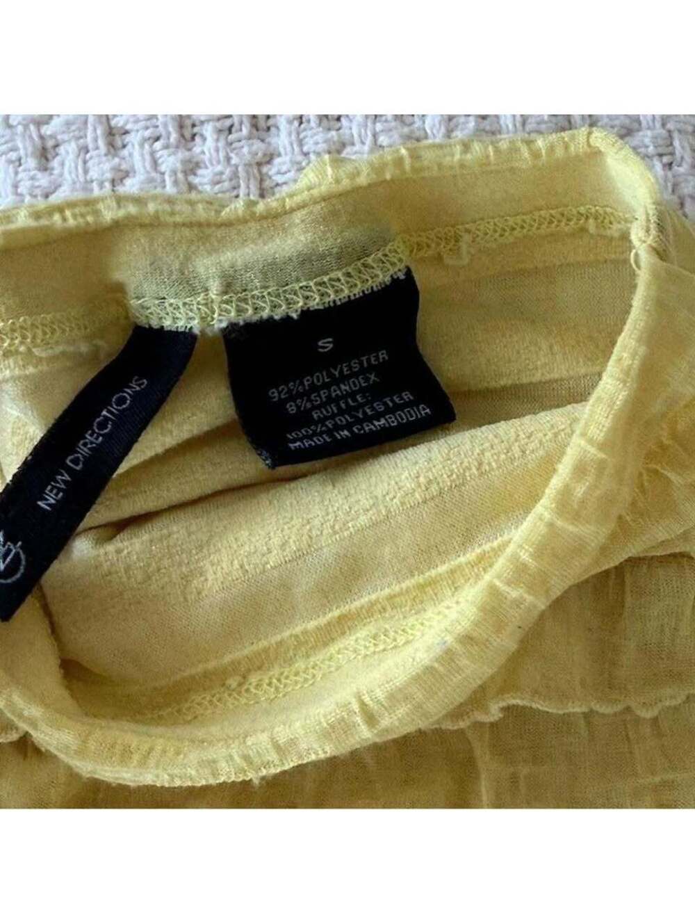 New Direction Yellow Ruffle Blouse Feminine Summer Top Women's Size Small - Picture 2 of 6